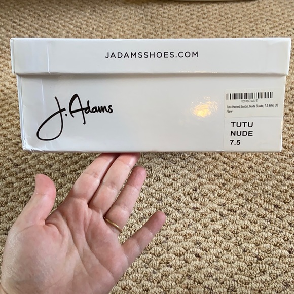 J Adams Suede Platform Heels - 7.5 - Picture 2 of 9